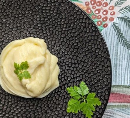  Aligot! Bir Peynirli, Patatesli ve Sarımsaklı Mutluluk Deneyimi!